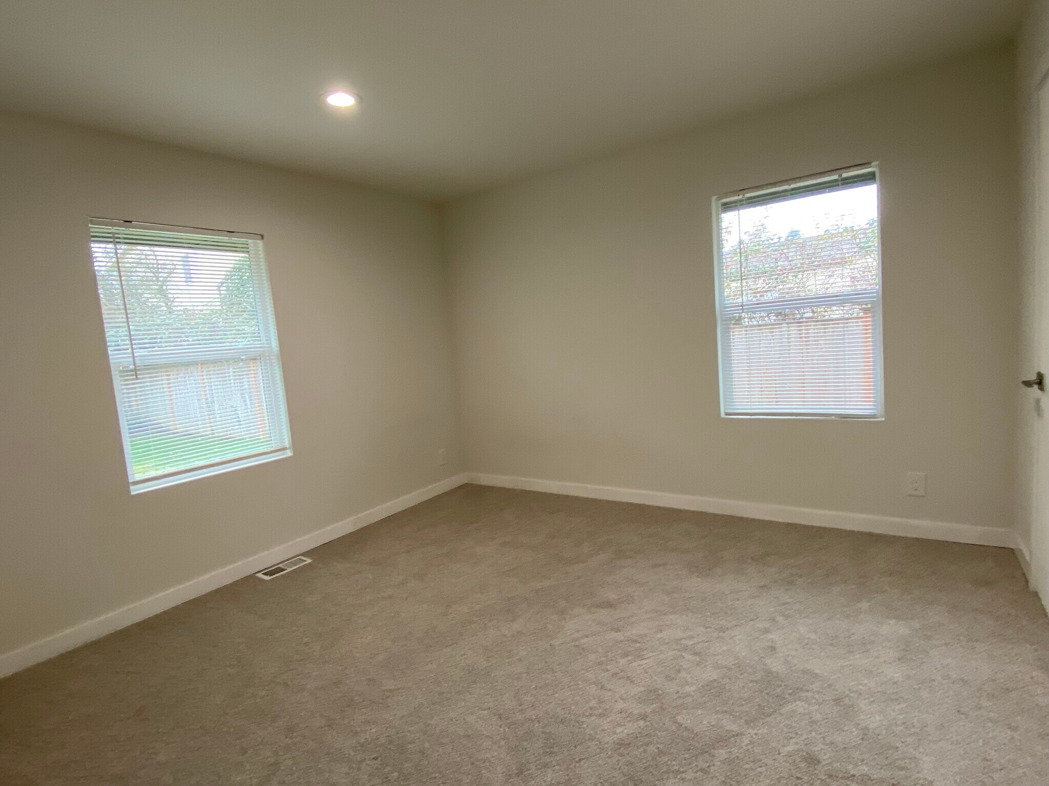 Building Photo - 10448 2nd Ave SW