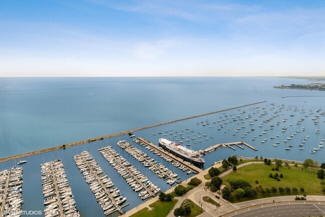 Building Photo - 195 N Harbor Dr