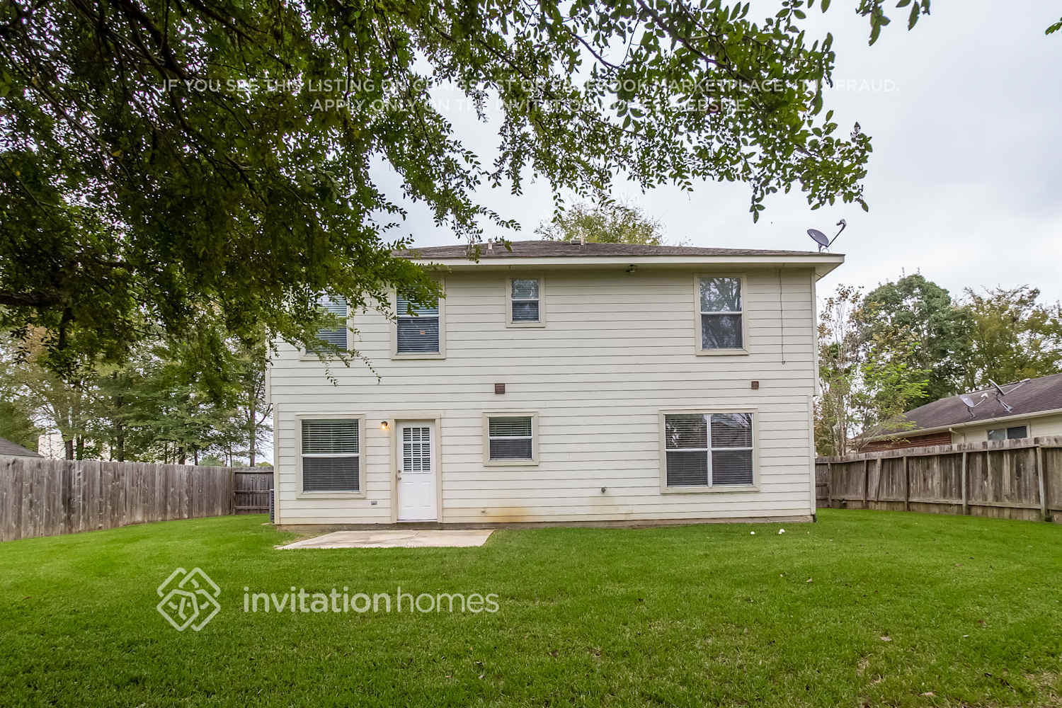 Building Photo - 3529 Stonehenge Dr