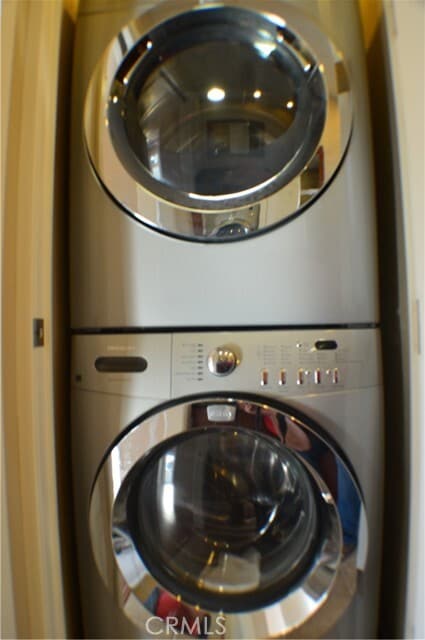 Building Photo - 33938 Alcazar Dr