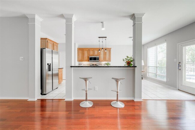 Building Photo - 12414 N Shadow Cove Dr