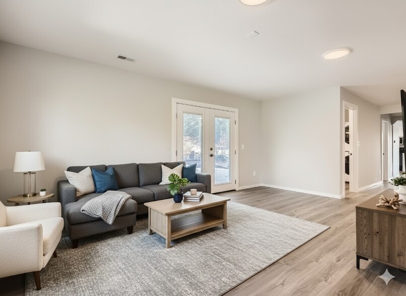 living room - 13710 156th Ave SE