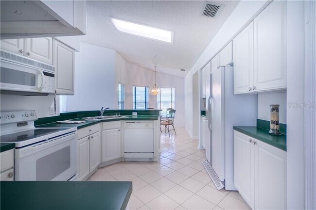 Building Photo - 5614 Donnelly Cir