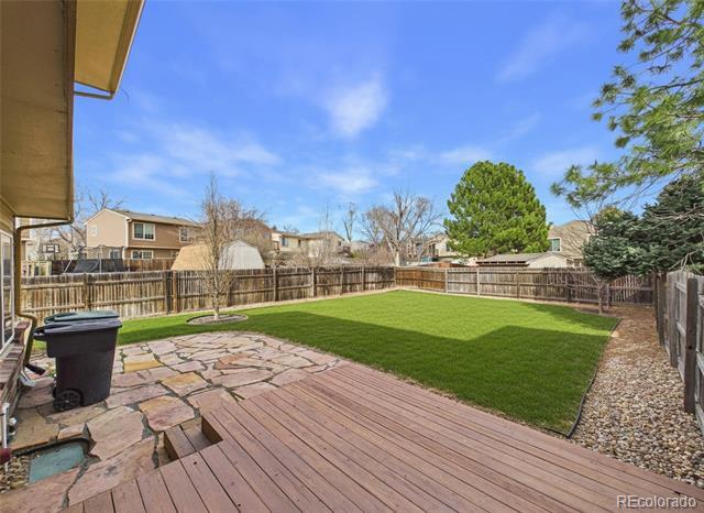 Building Photo - 12610 Elm St