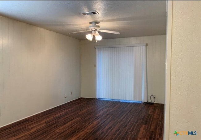 Building Photo - 1409 Paseo Del Oro