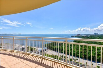 Building Photo - 2475 Brickell Ave