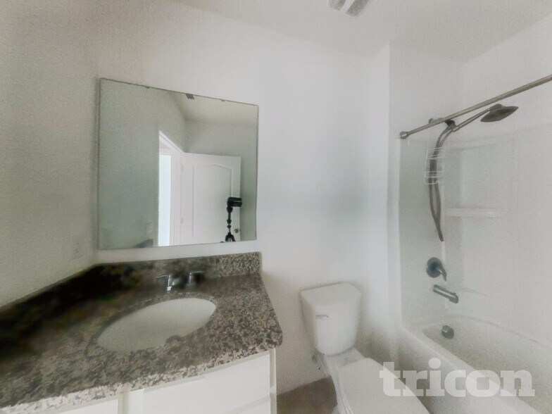 Building Photo - 9013 Pinales Wy