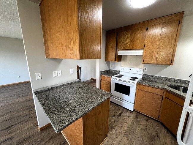 Building Photo - 2439 Gall Ave