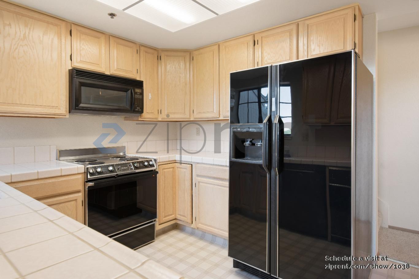 Building Photo - 130 Redhawk Rd