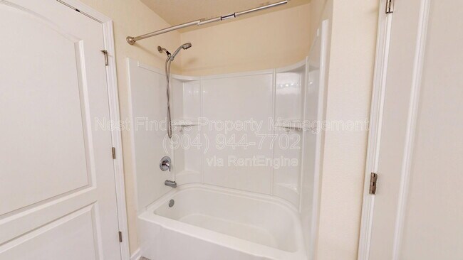 Building Photo - 373 Aralia Ln