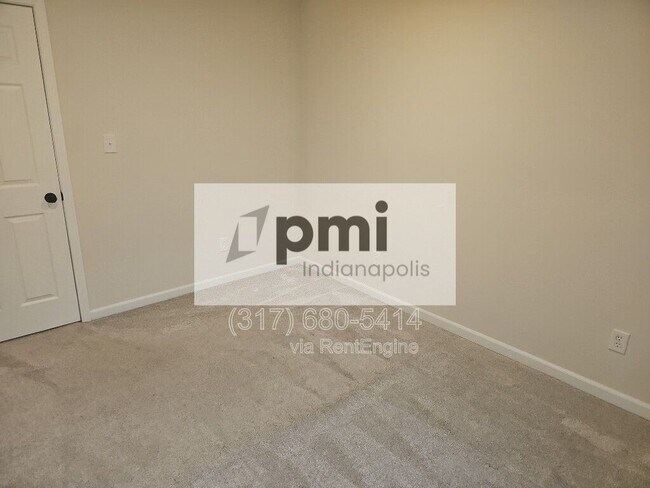 Building Photo - 2826 N Park Ave
