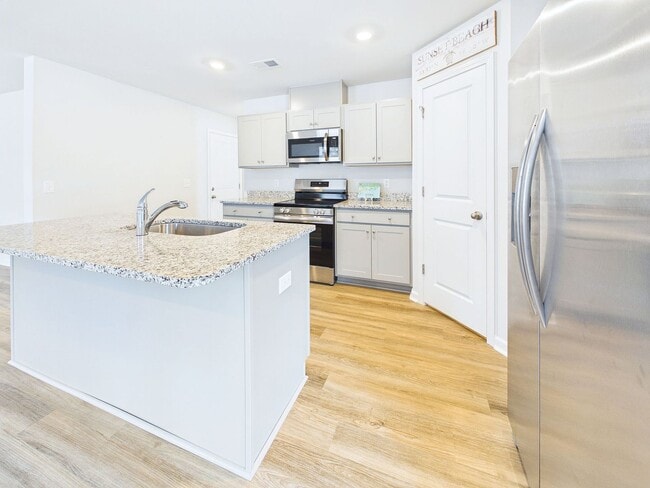 Building Photo - 7047 Woodline Dr