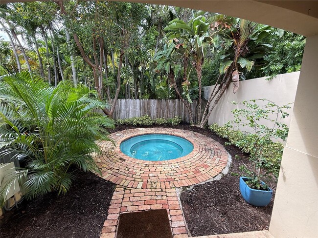 Building Photo - 3022 Indiana St