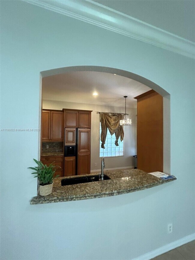 Building Photo - 240 Isle Verde Way