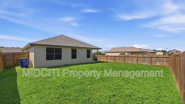 Building Photo - 221 Tule Canyons