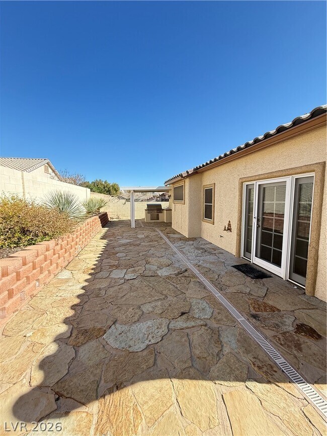 Building Photo - 10146 Queens Church Ave