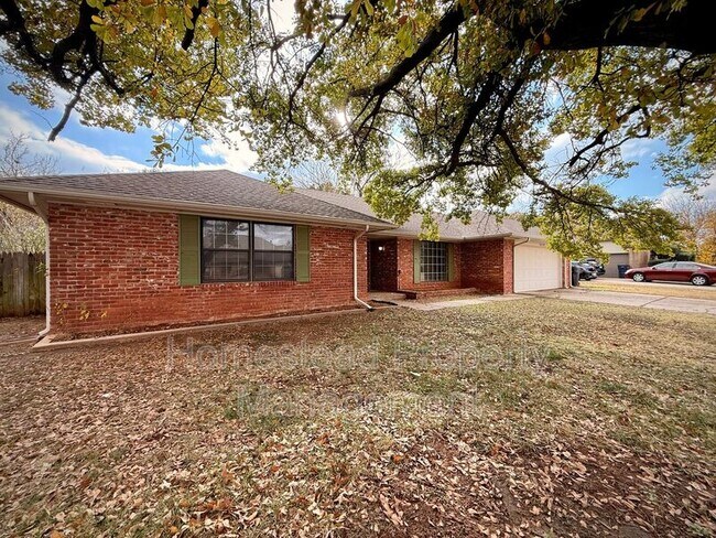 Primary Photo - 2220 NW 118th St