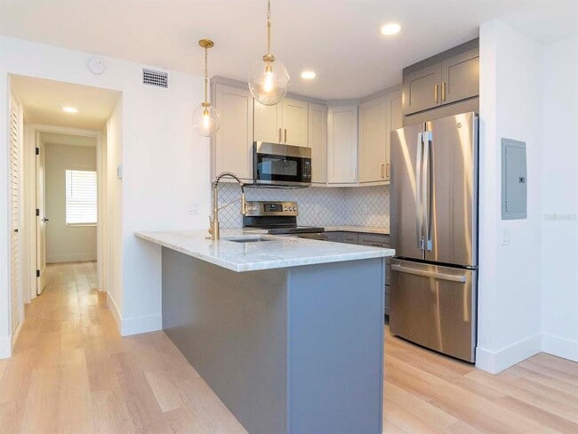 Building Photo - 107 S Obrien St