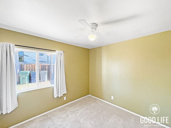 Building Photo - Renovated 4BR Home with Large Yard on Peaceful Cul-de-Sac