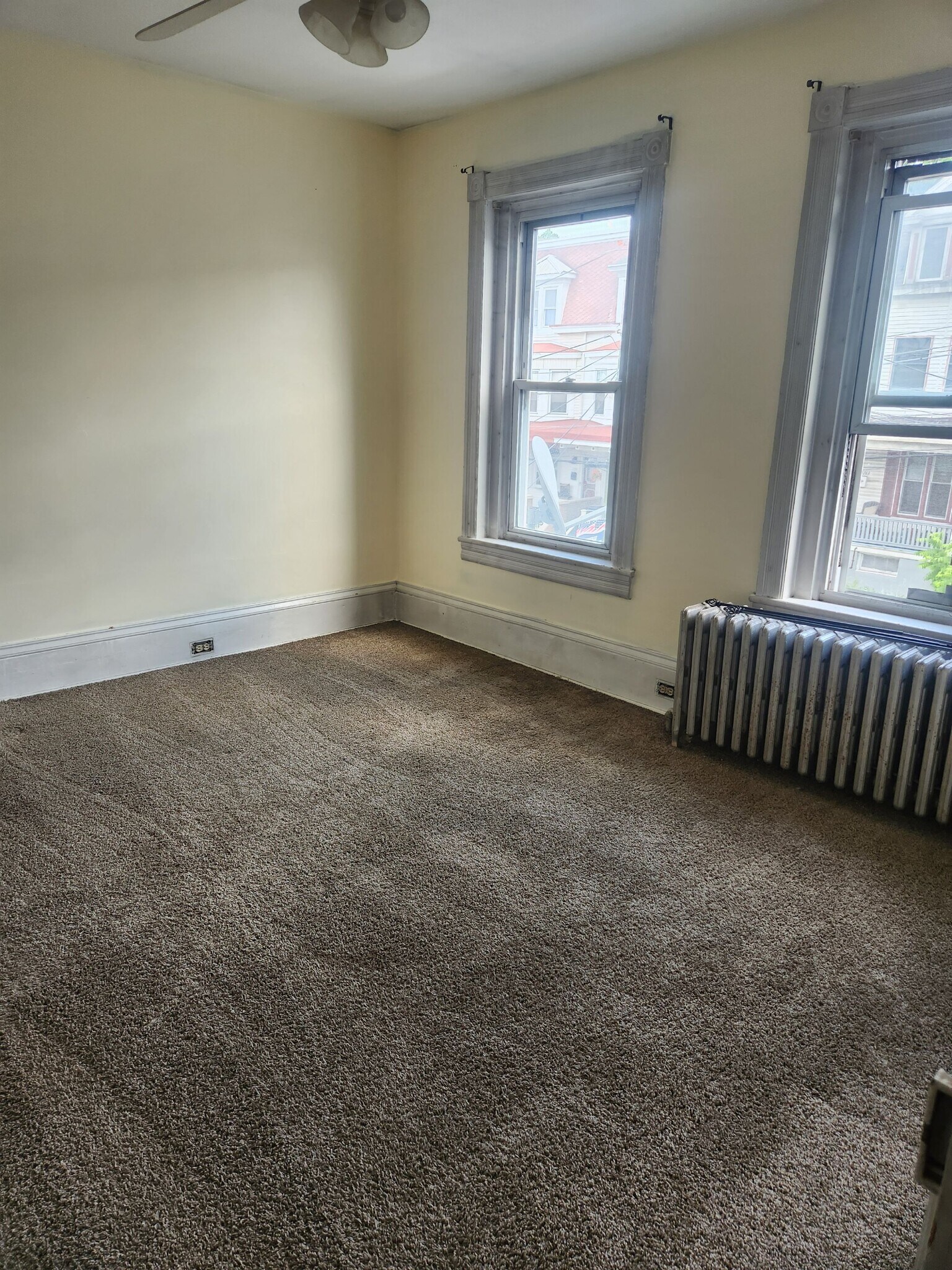 Bedroom 1 w/ Walk In Closet - 1744 W Market St