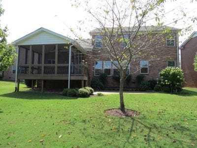 Building Photo - 4524 Sawmill Pl