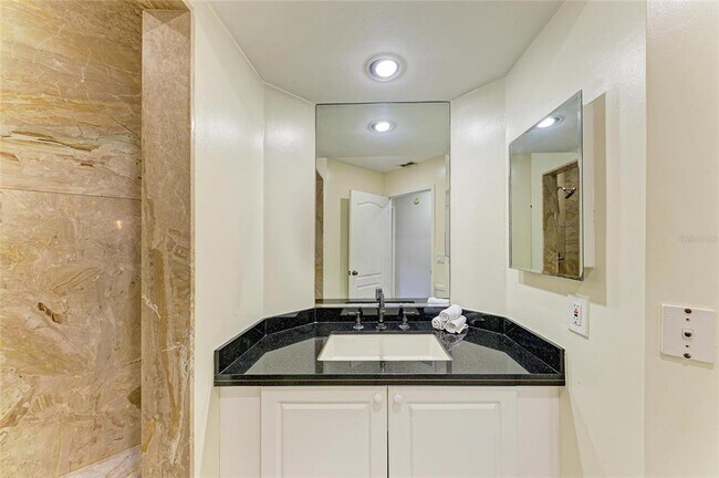 Building Photo - 3605 54th Dr W