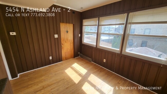 Building Photo - 5454 N Ashland Ave