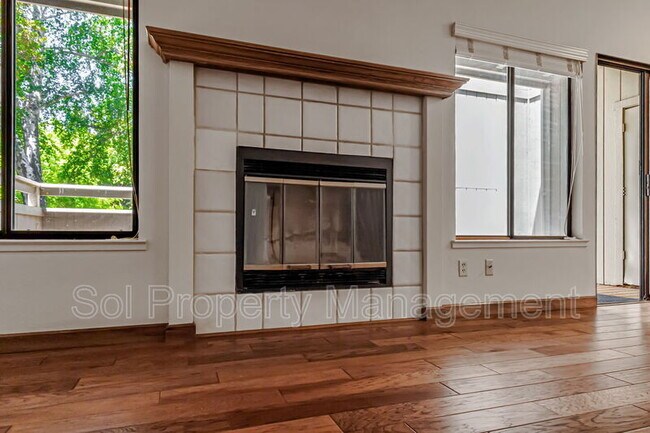Building Photo - 111 Bean Creek Rd