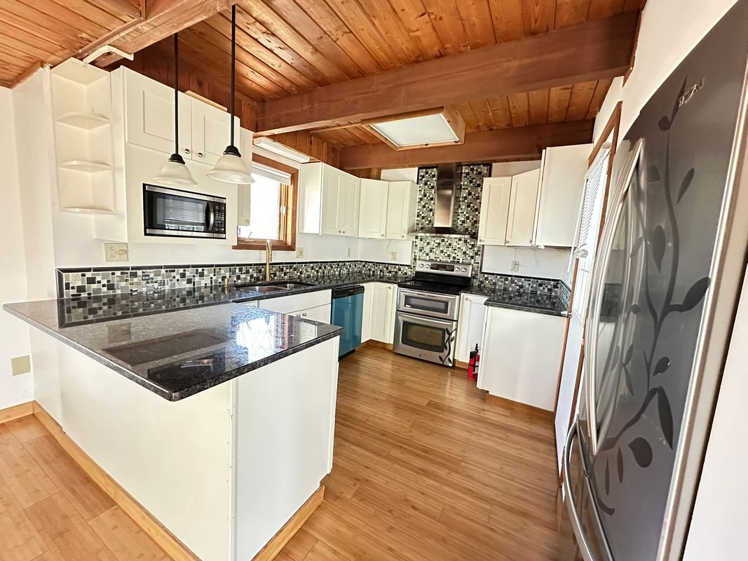 Building Photo - 123 Banbury Dr