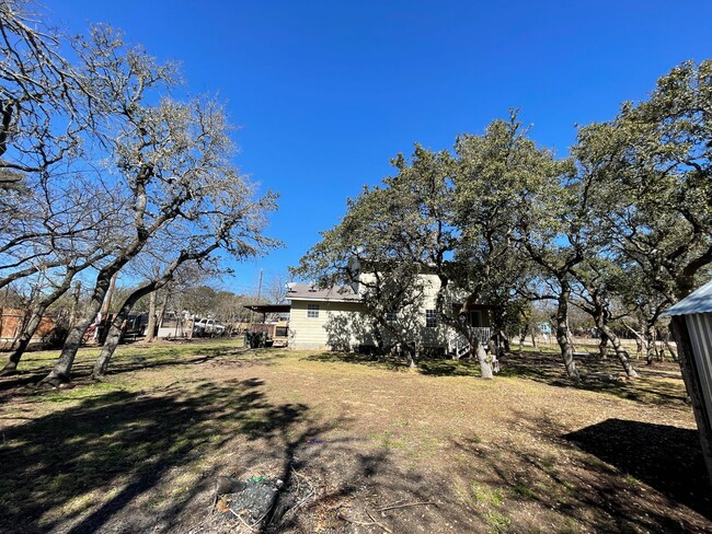 Building Photo - Spacious home on almost an acre in the hea...