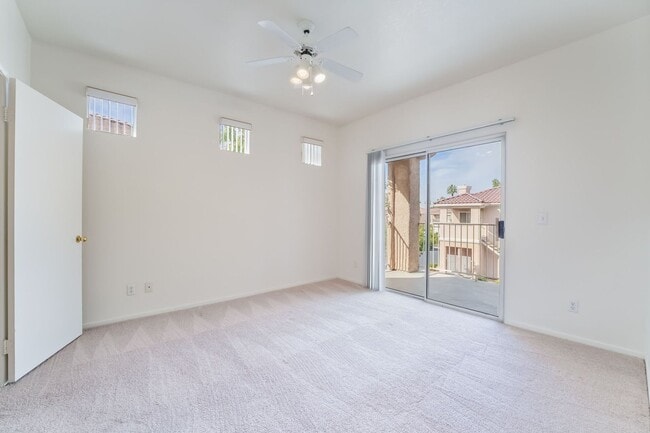 Building Photo - Charming Henderson Condo in Gated Communit...