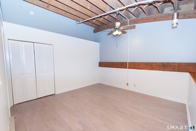 Building Photo - 149 Water St