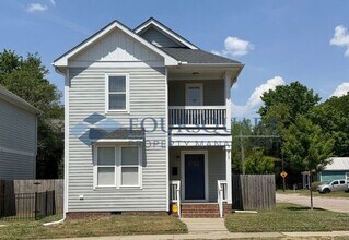 Building Photo - Modern 3-Bed / 2.5-Bath Home with Granite Kitchen, Fenced Yard & Private Balcony – Walkable to Do...