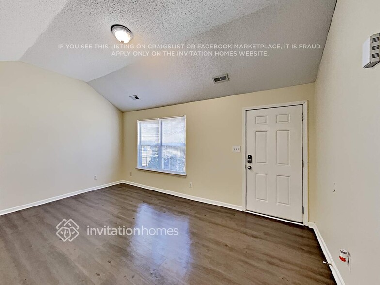 Building Photo - 7906 Lobilia Ln