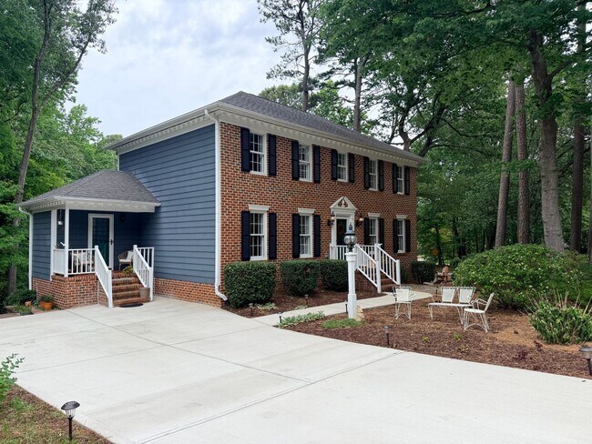 Building Photo - Stunning 4-Bedroom Cary Home with Basement! Available August 5th 2026!