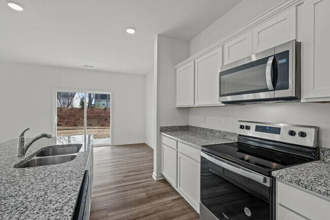 Building Photo - 31114 Gayle Prairie Oaks St