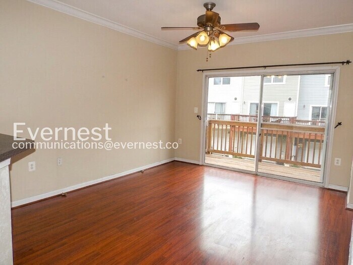 Building Photo - 21803 Flanders Ct