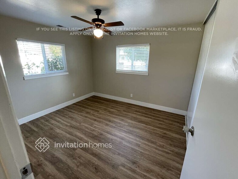 Building Photo - 10208 La Presa Way