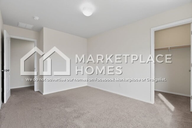 Building Photo - 9808 Farinosa Ave SW