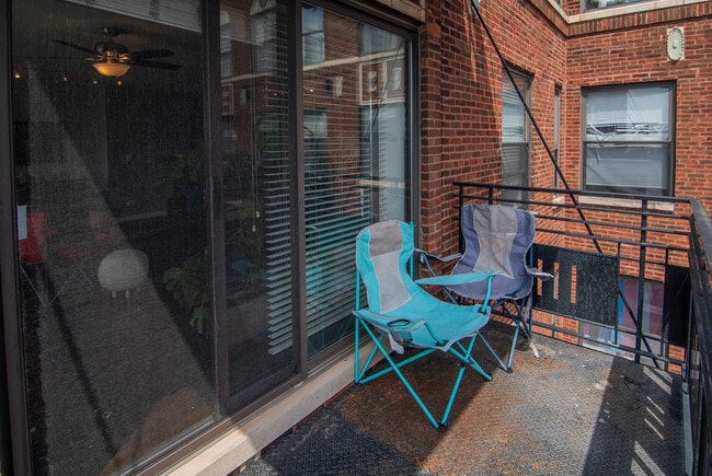 Building Photo - 4537 S Drexel Blvd
