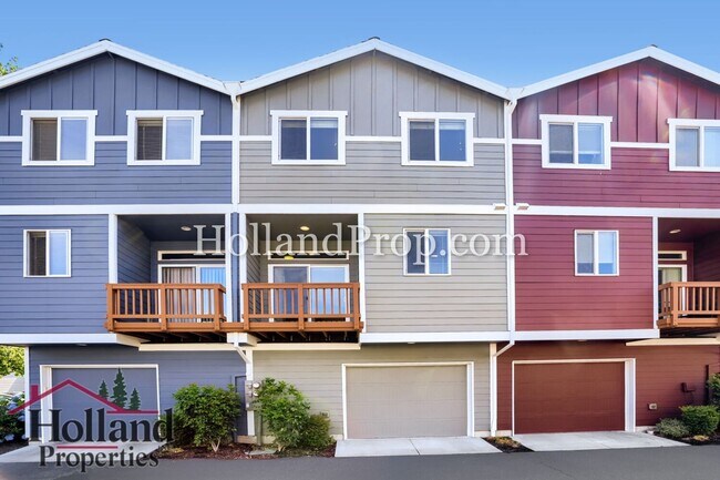 Building Photo - Modern Townhome with Dual Primary Suites & 2-Car Garage in Prime Beaverton Location