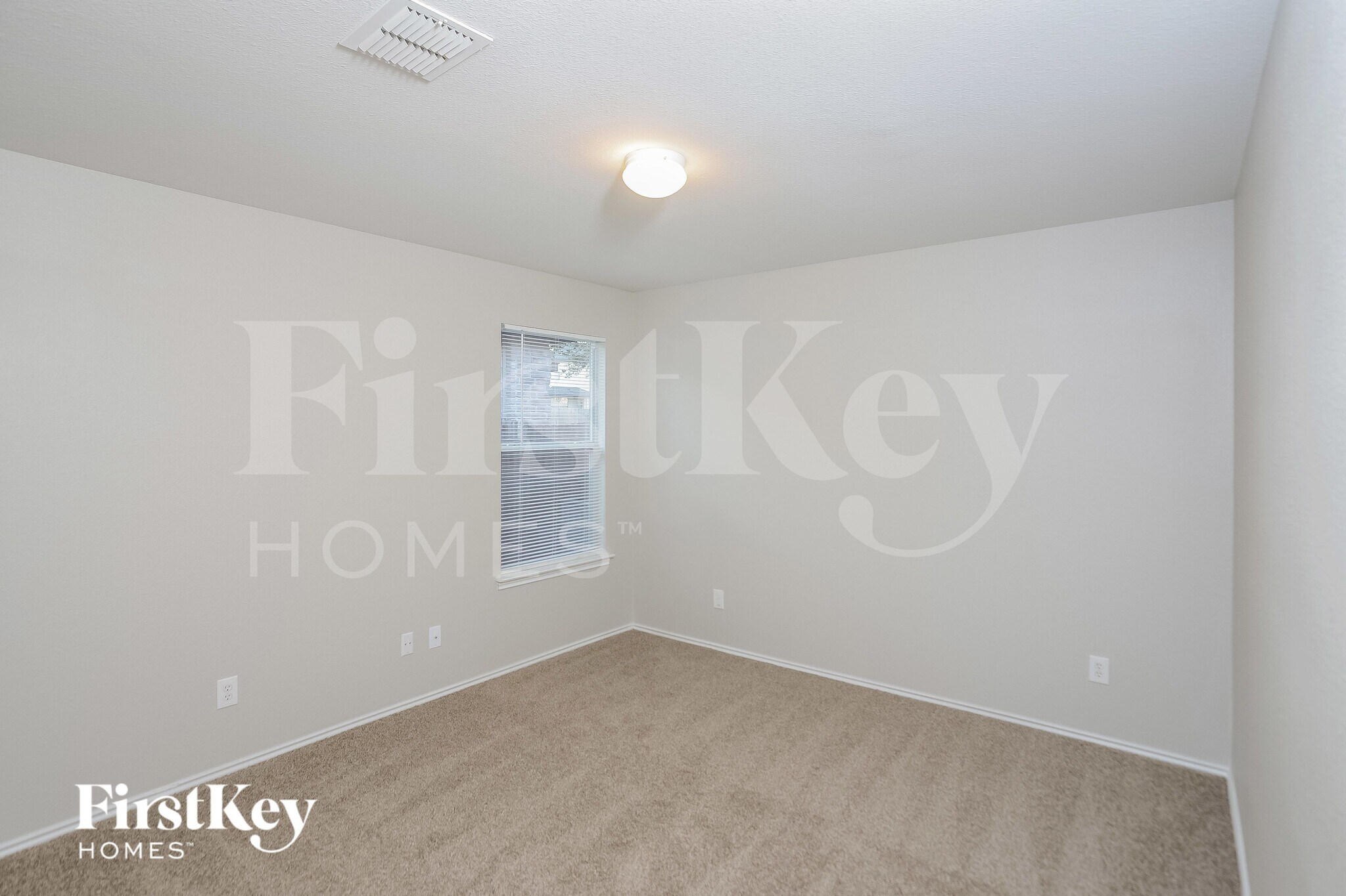 Building Photo - 7367 Lyia Br