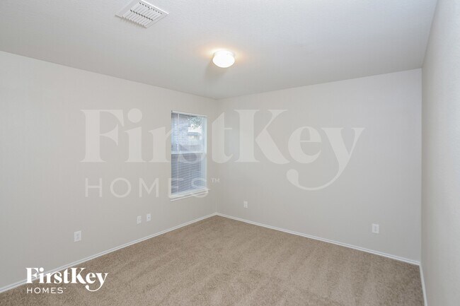 Building Photo - 7367 Lyia Br