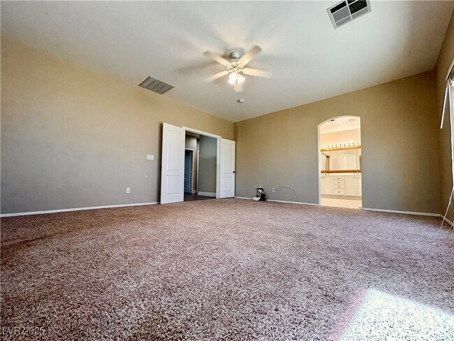 Building Photo - 10824 Vineyard Pass St