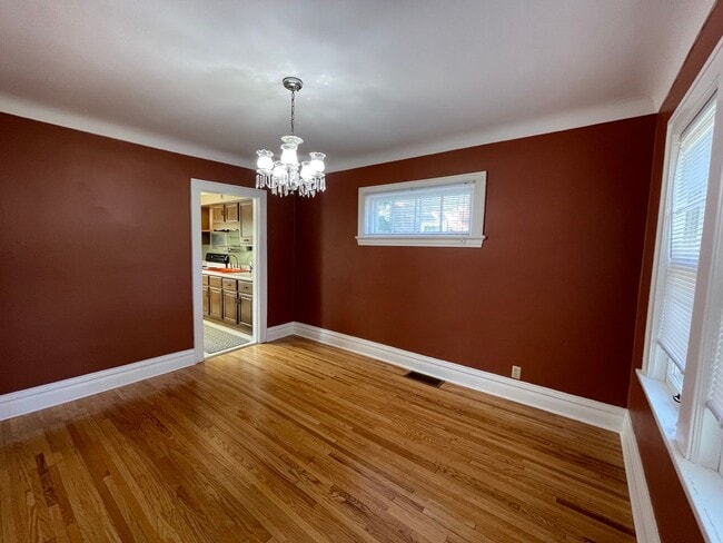 Building Photo - Available August 3rd!- Traditional Woodland 3 Bed 1 Bath w/ Deck & Garage