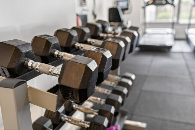 Building Photo - 1001 NW Lovejoy St