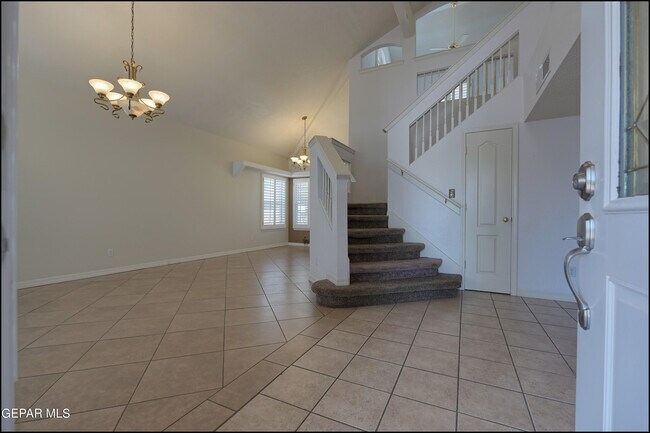 Building Photo - 7097 Tierra Roja St