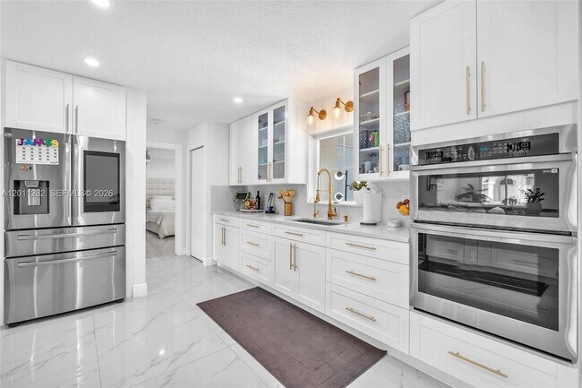 Building Photo - 252 Malibu Cir