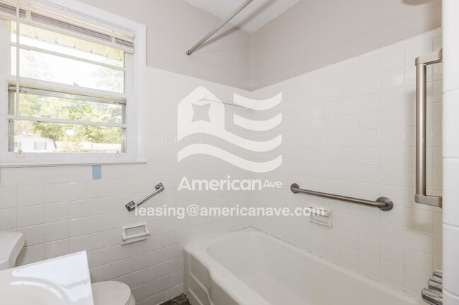 Building Photo - 6624 Dare Cir