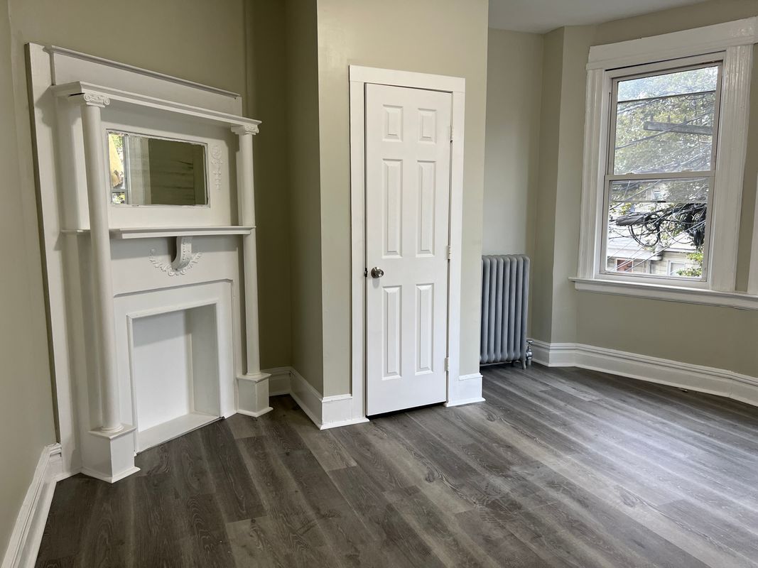 Building Photo - 51 Hawkins St